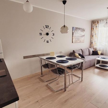 Apartament Miodowy Dom 科沃布热格 外观 照片