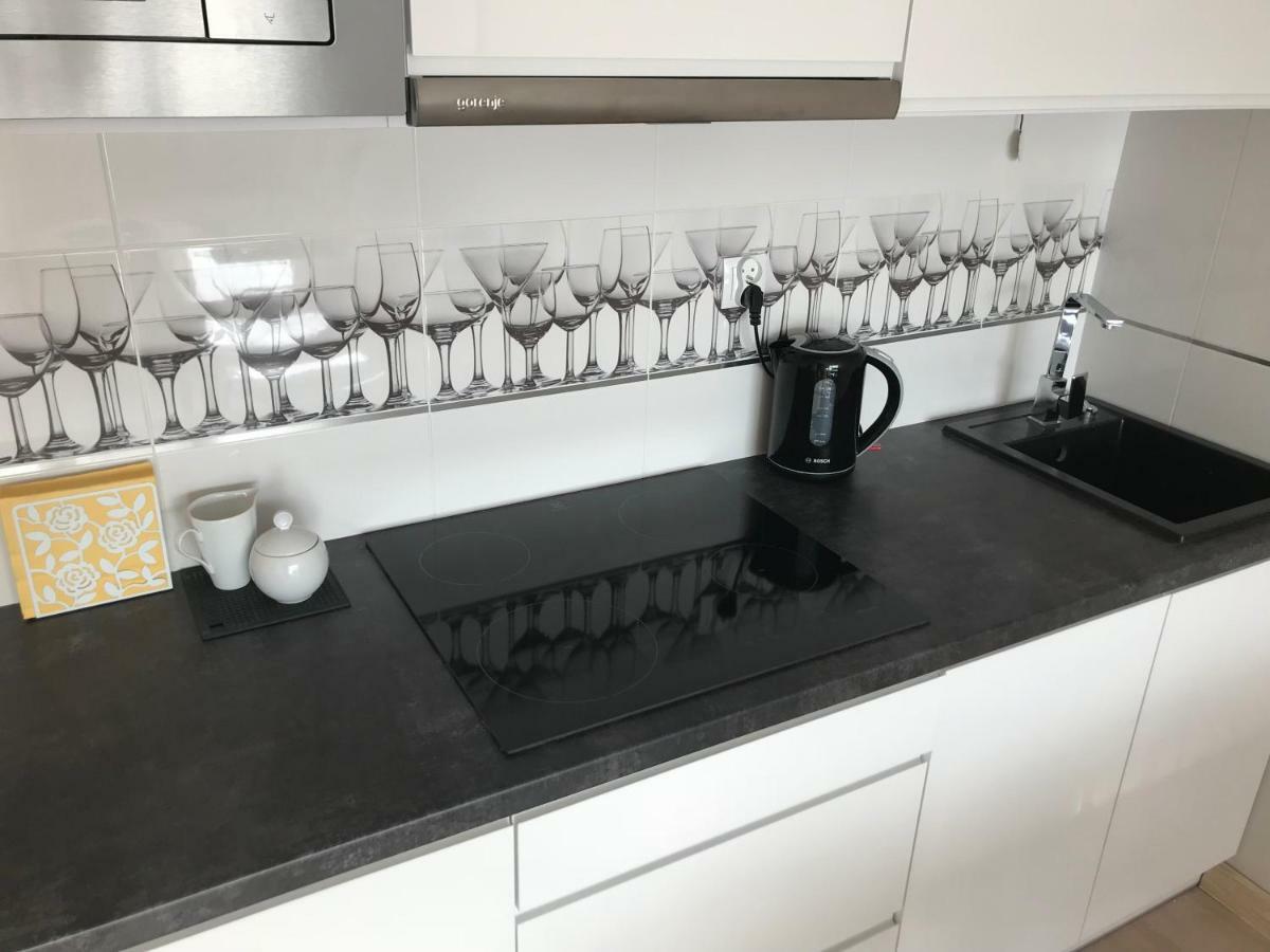 Apartament Miodowy Dom 科沃布热格 外观 照片