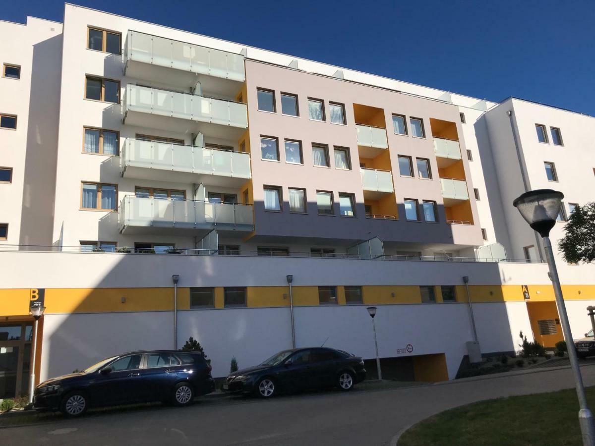 Apartament Miodowy Dom 科沃布热格 外观 照片